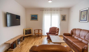 Sunny Hill Ljubovic Apartment